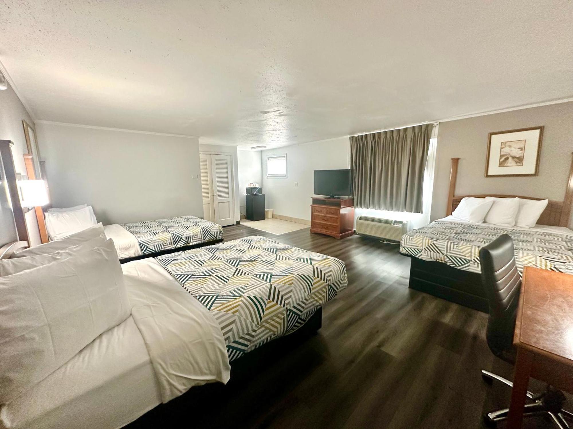Red Carpet Inn - Стемфорд Екстер'єр фото